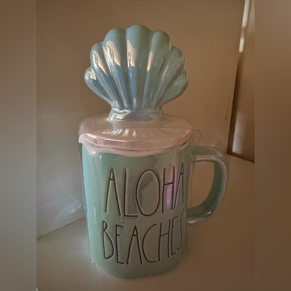 Rae Dunn Aloha Beaches Shell Mug